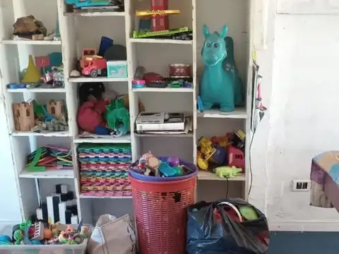 Casa 5 ambientes con 2 baños