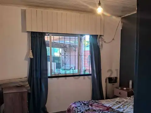 Casa 5 ambientes con 2 baños