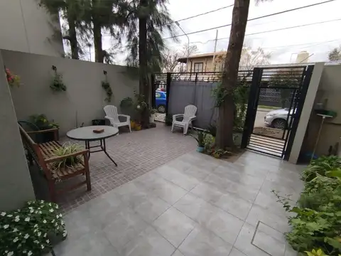 VENTA DE DUPLEX 3 AMB. EN HURLINGHAM APTO CREDITO