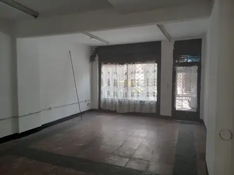 LOCALES - A LA CALLE - MONSERRAT, CAPITAL FEDERAL