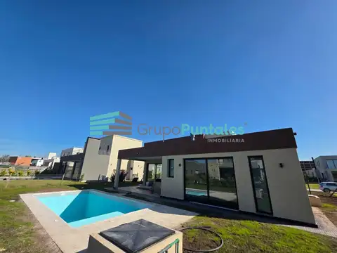 Casa en Venta en Canning Chico, USD 310.000