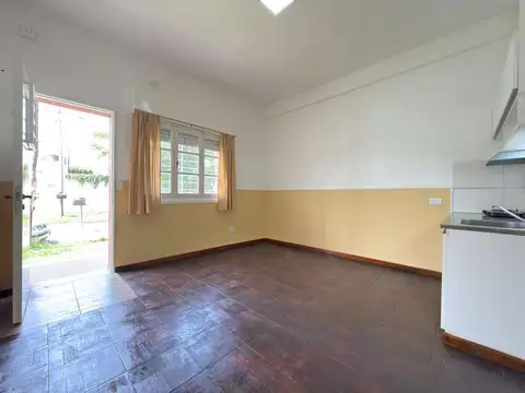 Depto Tipo Casa Monoambiente con 1 baño
