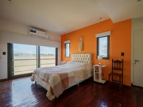 Casa en Venta en Larena Country Club, USD 155.000