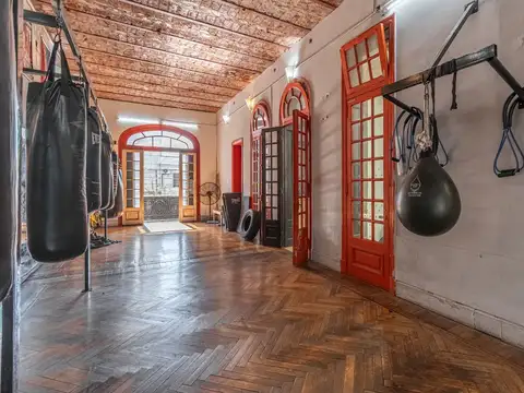 LOCALES COMERCIALES EN VENTA EN CABALLITO C/RENTAS