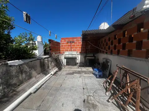 Depto Tipo Casa en Venta de 3 ambientes