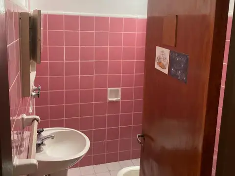 Se alquila departamento