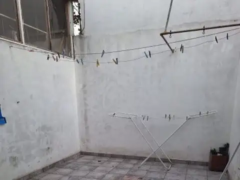 Depto Tipo Casa en Venta en Villa Luzuriaga, USD 68.000