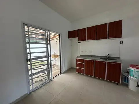 Depto Tipo Casa en Venta con 1 cocheras