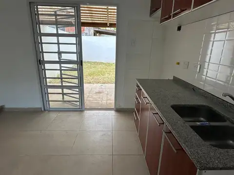Depto Tipo Casa en Venta 2 años