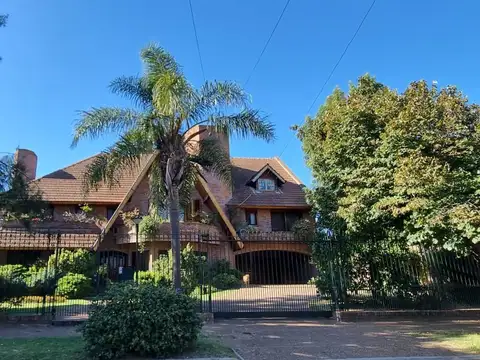 Casa en Venta de 7 dormitorios