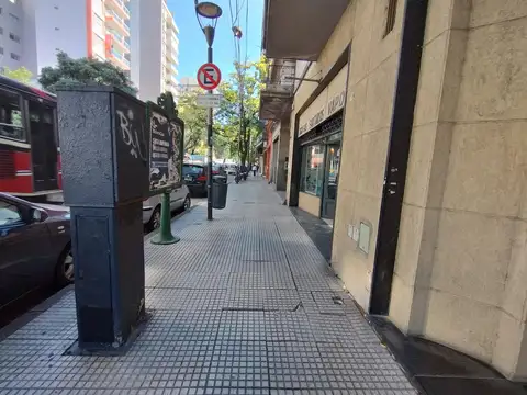 Local en Venta en Villa General Mitre, USD 180.000