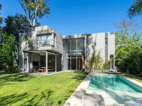 Casa Venta Barrio Privado El Aromo, Escobar, G.B.A. Zona Norte - jardin - pileta - lote central