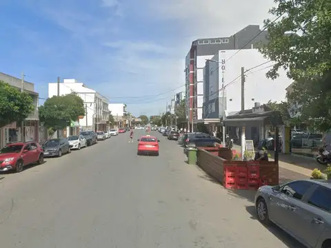 Avenida San Martín e/ 4 y 6