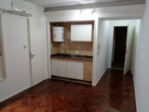 Departamento en Alquiler en Recoleta, $ 450.000
