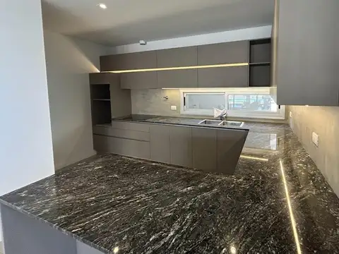 Casa en Alquiler en Lujan De Cuyo, USD 1.600