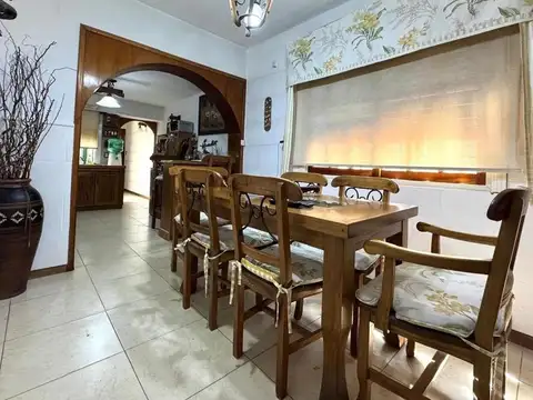 Depto Tipo Casa 3 ambientes con 2 baños