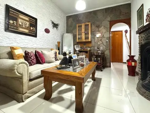 Depto Tipo Casa en Venta de 2 dormitorios