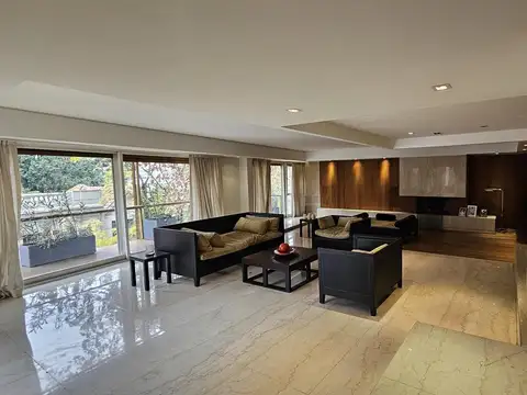 Departamento en Venta de 8 ambientes