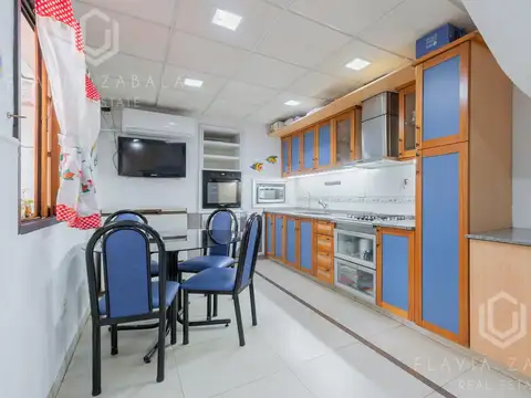 Casa en Venta en Parque Chacabuco, USD 359.000