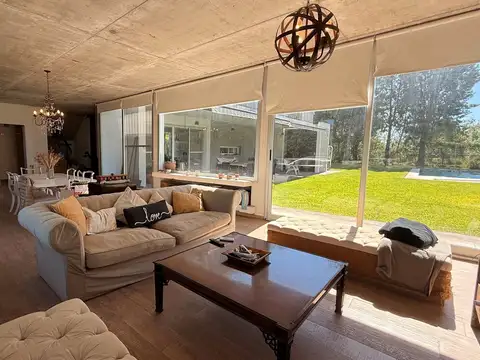 Casa en Venta al Oeste