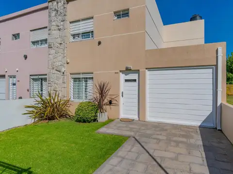 Ricardo Palma entre Mugaburu y Storni