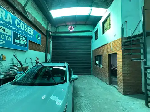 Galpon en Venta 53  mts Fondo