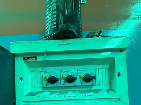 Deposito con oficina 457,40m2