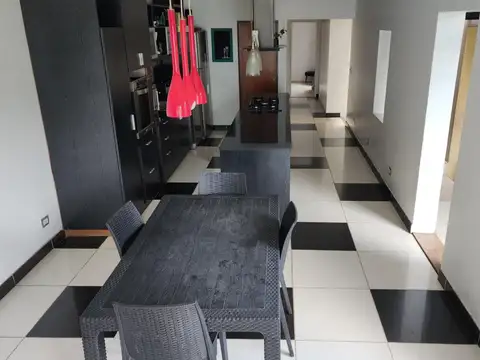 Casa en Venta en Pablo Nogues, USD 230.000