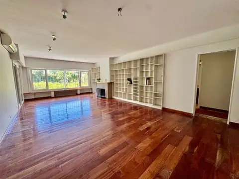 Casa en Alquiler en Acassuso Libertador  /  Solis, USD 3.000