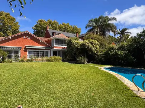 Casa en Alquiler de 4 dormitorios