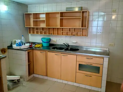 Depto Tipo Casa en Venta 50 años