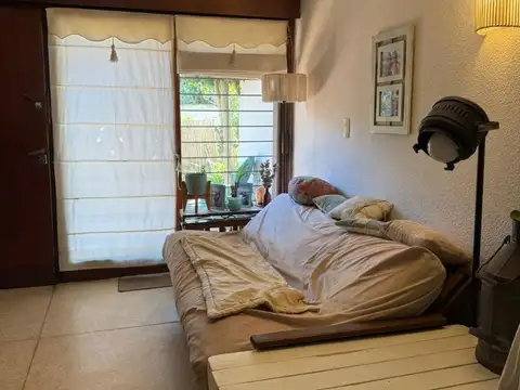 Larrea 2600, Piso PB