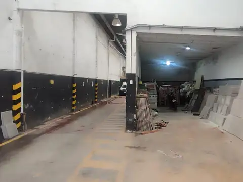 Galpon en Alquiler 45  mts Fondo