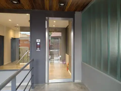 Monoambiente con balcòn en alquiler