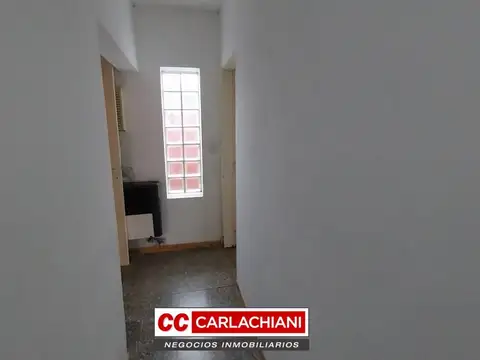 Casa en Alquiler con 1 cochera