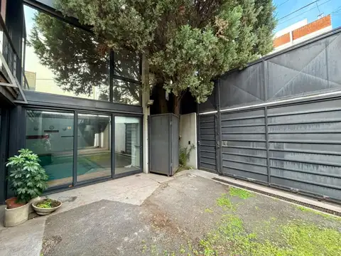 Solis al 300 esquina Mitre