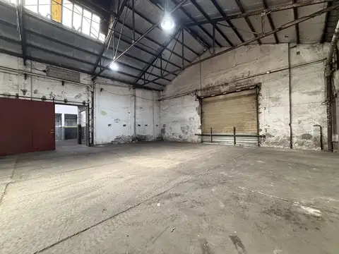 Depósito - Alquiler - Pompeya