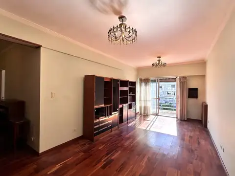 Departamento 9 ambientes con 3 baños