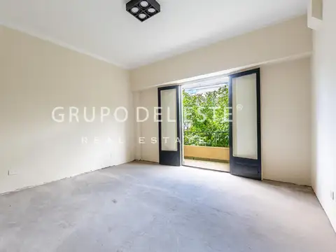 Depósito en Monte Castro