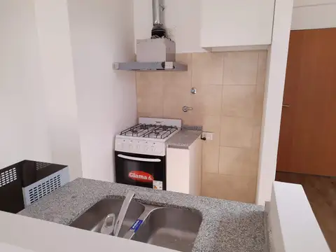 MONOAMBIENTE CON BALCON  TERRAZA A ESTRENAR