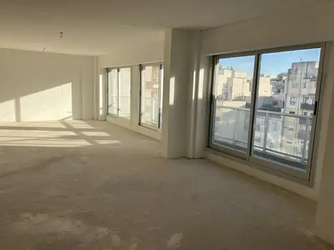 Oficina a estrenar planta libre en piso 9 – 150 m² en Recoleta