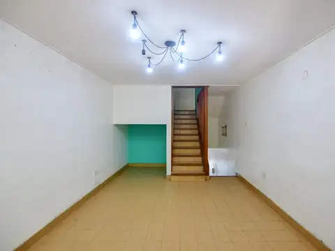 Casa 3 ambientes con 1 baño