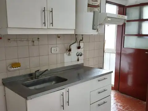Departamento en Alquiler en Villa Santos Tesei, $ 500.000