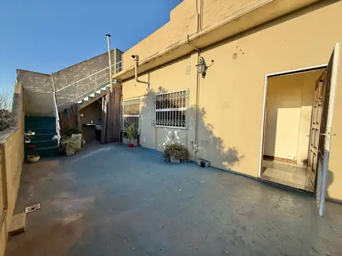 Depto Tipo Casa en Venta 25 años