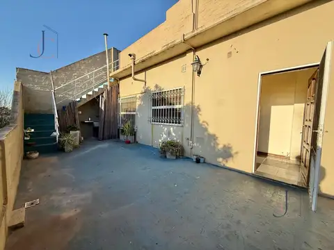 PH 3 AMBIENTES EN PRIMER PISO CON TERRAZA Y PARQUE EN SAN JUSTO