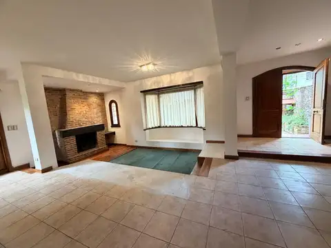 Casa en Alquiler de 5 dormitorios
