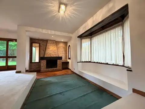 Casa en Alquiler en La Lucila Vías / Libertador, USD 3.200