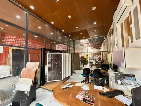 Avenida Juan Bautista Alberdi 3800, Piso P.B.