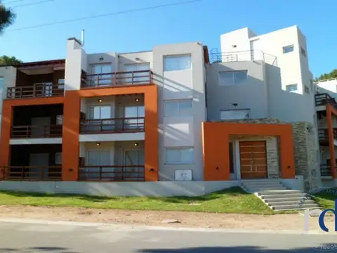 Departamento en Venta 1 Dormitorios con Pileta en Pinamar Zona Centro