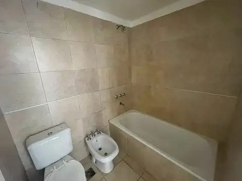 Departamento en Alquiler en Terminal de Ómnibus, $ 590.000